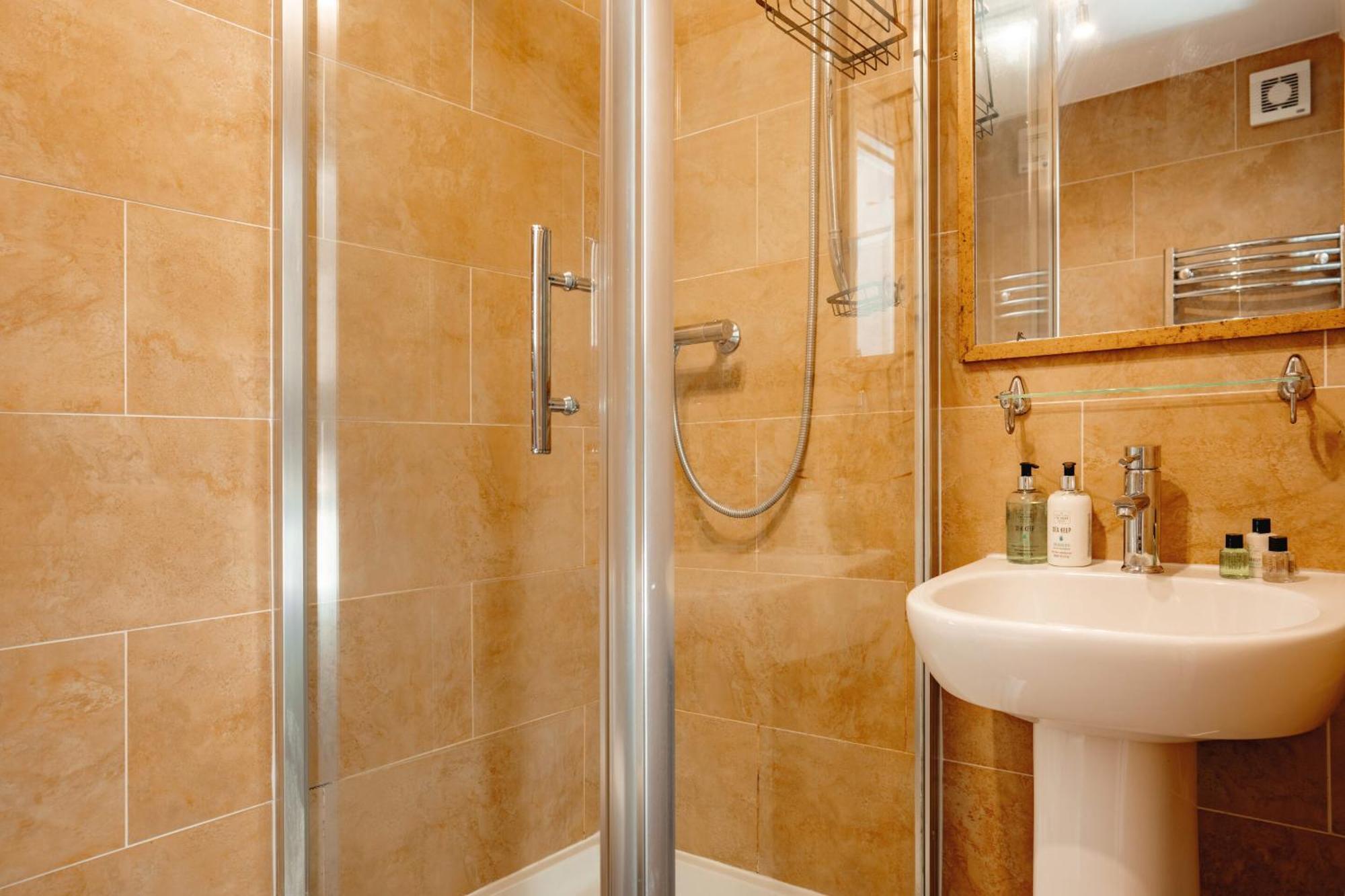 Wheatacre White Lion Hotel Burgh Saint Peter Buitenkant foto